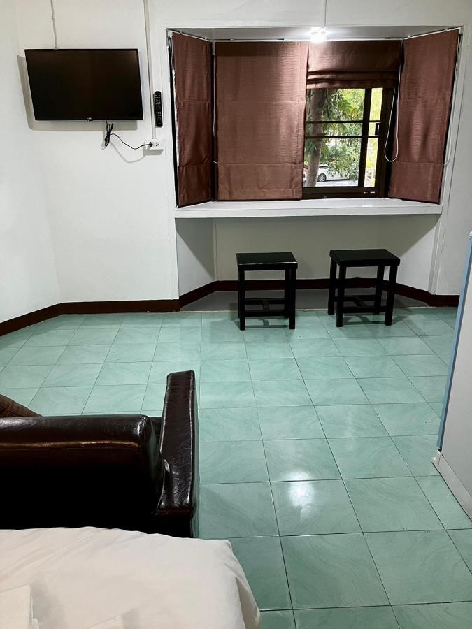 Hotel Pakdee House Udon Thani Esterno foto