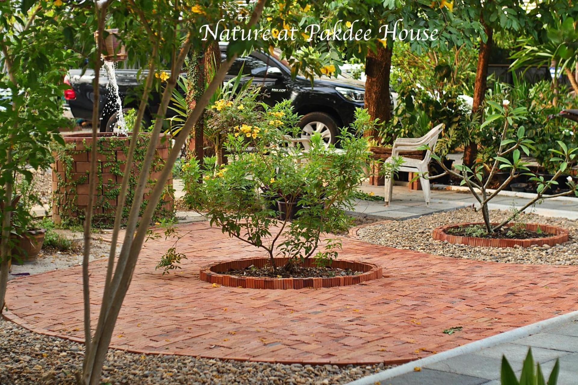 Hotel Pakdee House Udon Thani Esterno foto